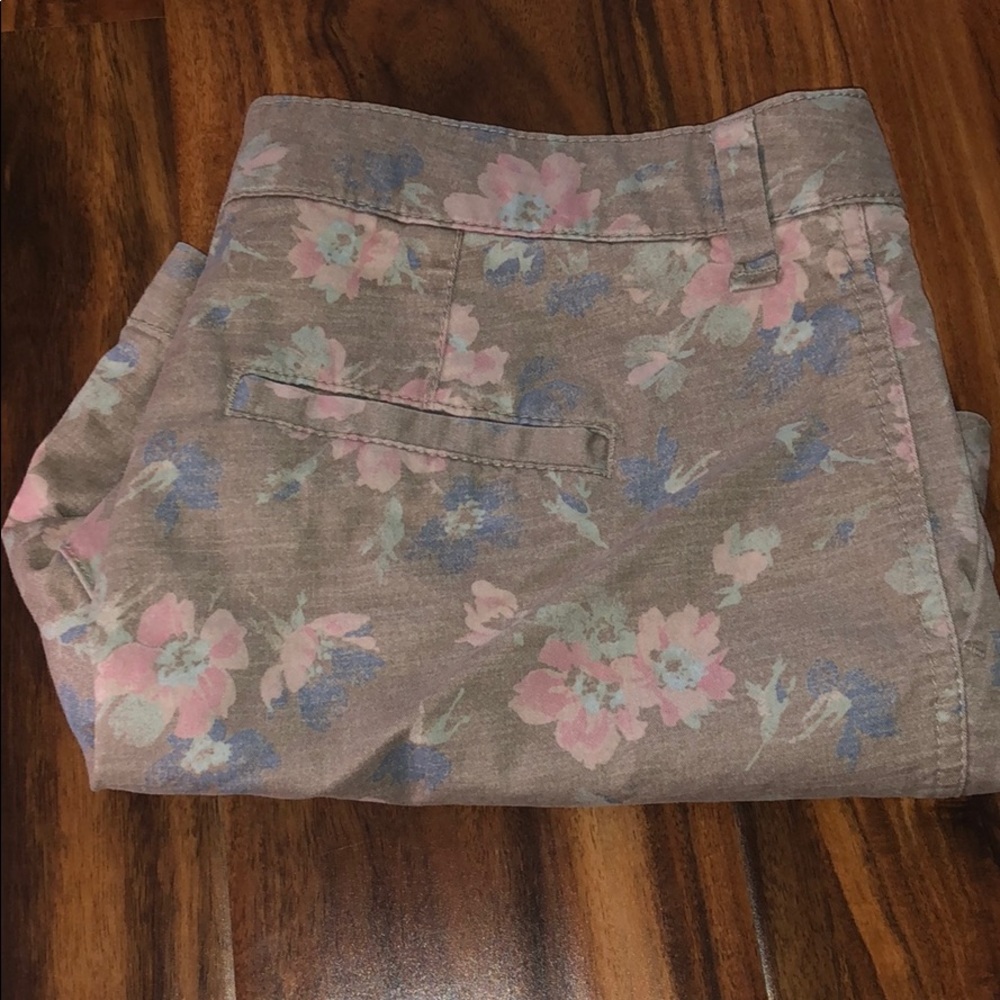 Gap shorts